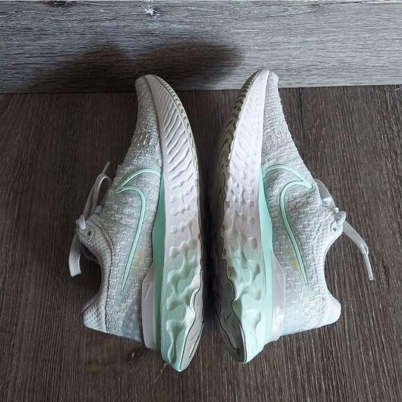 Nike React Infinity Run Flyknit 3 Pure Platinum/Mint Foam/White Running Shoe 5 - Picture 7 of 10